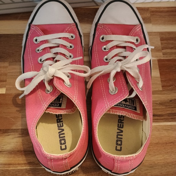 Converse Chuck Taylor All Star Pink Low Top Sneakers Women's 6.5 Canvas - Picture 5 of 7